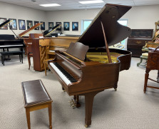 IMMACULATE Yamaha 5'8 - Grand Pianos